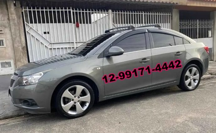 CRUZE 2012
